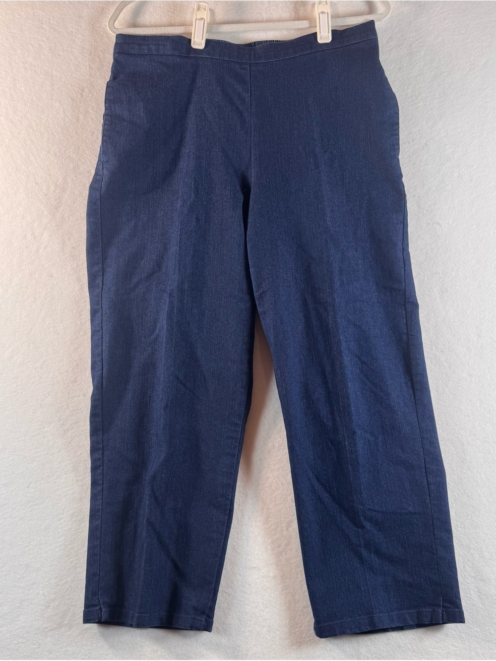Alfred Dunner Women’s Petite 12P Blue Denim Pull On Pants Elastic Waist Straight